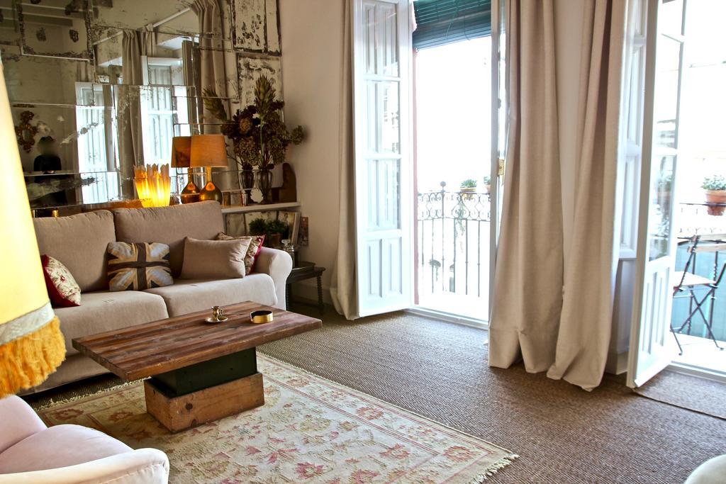 Eva Recommends Sentencia Sevilla Bagian luar foto