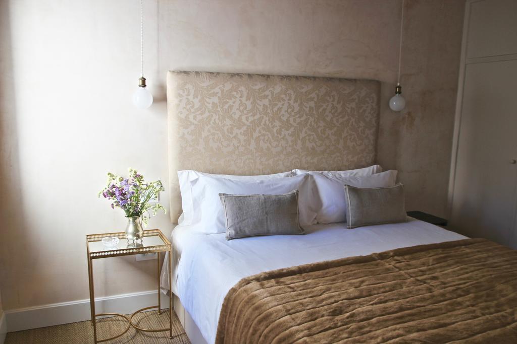 Eva Recommends Sentencia Sevilla Bagian luar foto